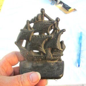 VTG 50'S BRONZE NAUDTICAL SHIP BOOK END OR DECOR, SPANISH GALLEON TYPE